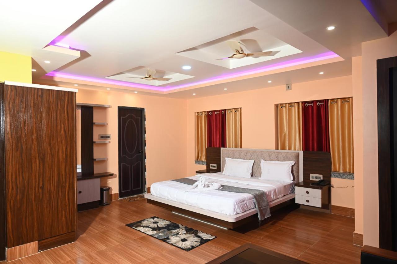 Oyo Hotel Tulusi Inn Bolpur Kültér fotó