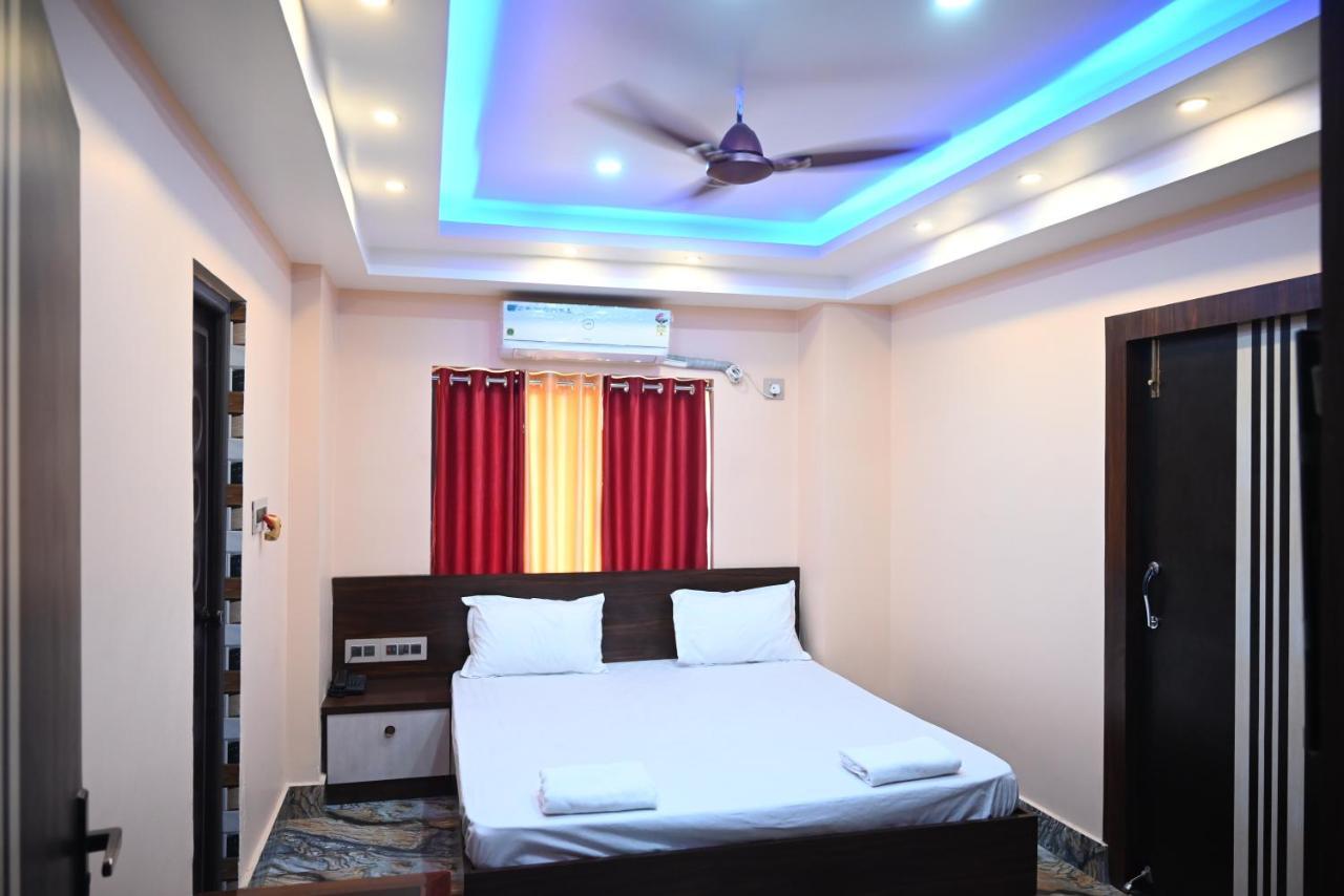 Oyo Hotel Tulusi Inn Bolpur Kültér fotó